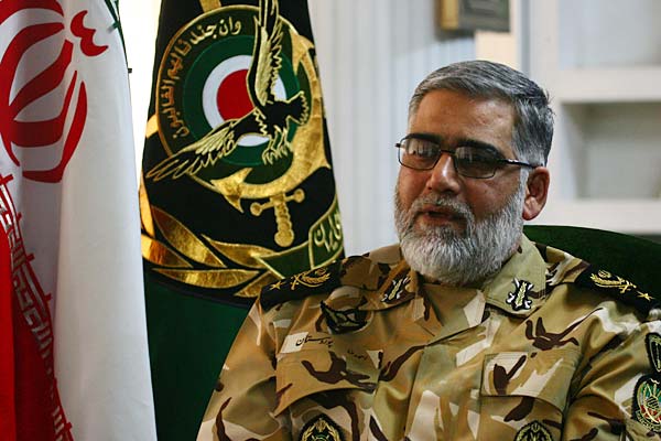 انهدام ۲ تیم وابسته به داعش توسط نزاجا انهدام ۲ تیم وابسته به داعش توسط نزاجا