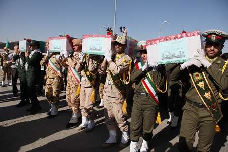 پیکر پاک ۳۱ شهدای تازه تفحص شده از مرز مریوان وارد خاک میهن شدند پیکر پاک ۳۱ شهدای تازه تفحص شده از مرز مریوان وارد خاک میهن شدند