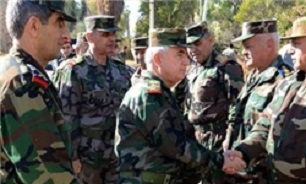 بازدید وزیر دفاع سوریه از شهر حلب بازدید وزیر دفاع سوریه از شهر حلب