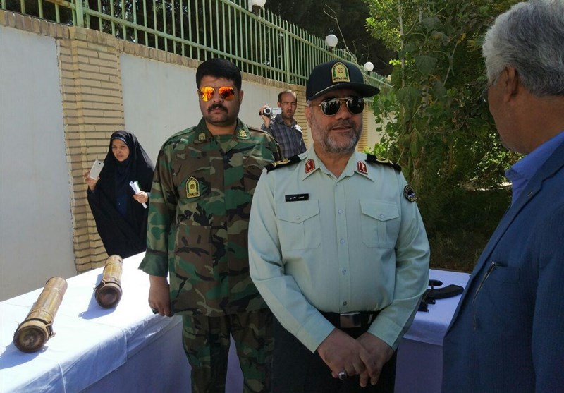 کشف دپو سلاحهای گروهک جیشالظلم در بلوچستان/ ۳۷ قبضه سلاح و یک توپ ضدهوایی در این عملیات اطلاعاتی کشف شد+ تصاویر کشف دپو سلاحهای گروهک جیشالظلم در بلوچستان/ ۳۷ قبضه سلاح و یک توپ ضدهوایی در این عملیات اطلاعاتی کشف شد+ تصاویر