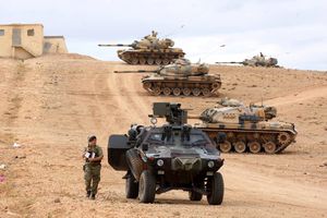 اردوغان برای شهر منبج هم رجزخوانی کرد/ استقرار نیروهای ویژه ارتش ترکیه در نزدیکی مناطق مرزی مشترک با سوریه + تصاویر و نقشه میدانی اردوغان برای شهر منبج هم رجزخوانی کرد/ استقرار نیروهای ویژه ارتش ترکیه در نزدیکی مناطق مرزی مشترک با سوریه + تصاویر و نقشه میدانی