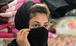 روزهای ترسناک دختر ایزدیِ عاشق/ دختران و زنانی که هویتشان را پنهان میکردند روزهای ترسناک دختر ایزدیِ عاشق/ دختران و زنانی که هویتشان را پنهان میکردند