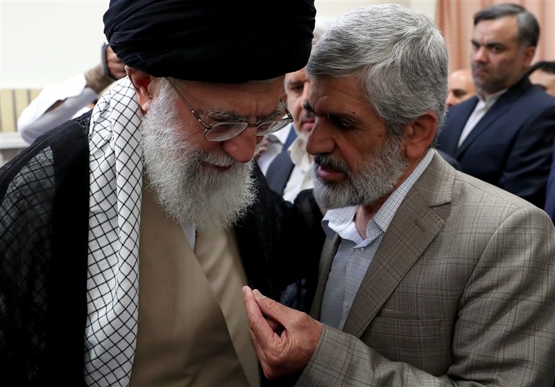 پاسخ رهبر انقلاب به درددل خانواده شهدای هستهای چه بود؟ پاسخ رهبر انقلاب به درددل خانواده شهدای هستهای چه بود؟