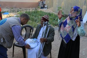 کمیته امداد با کدام پول به مردم غزه افطاری میدهد؟ +عکس کمیته امداد با کدام پول به مردم غزه افطاری میدهد؟ +عکس