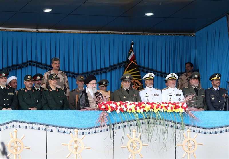 امام خامنهای در دانشگاه علوم دریایی: ملت ایران از اخم آمریکا نهراسید و آن را به عقبنشینی و شکست کشاند امام خامنهای در دانشگاه علوم دریایی: ملت ایران از اخم آمریکا نهراسید و آن را به عقبنشینی و شکست کشاند