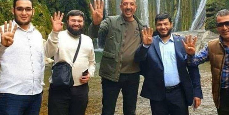 فرمانده «جیش الاسلام»؛ از خوشگذرانی در ترکیه تا سرمایهگذاری میلیونی در آنتالیا+فیلم و عکس فرمانده «جیش الاسلام»؛ از خوشگذرانی در ترکیه تا سرمایهگذاری میلیونی در آنتالیا+فیلم و عکس