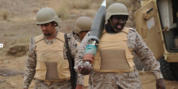 از خودزنی تا استعمال مواد مخدر؛ شگرد سربازان سعودی برای فرار از جنگ یمن از خودزنی تا استعمال مواد مخدر؛ شگرد سربازان سعودی برای فرار از جنگ یمن