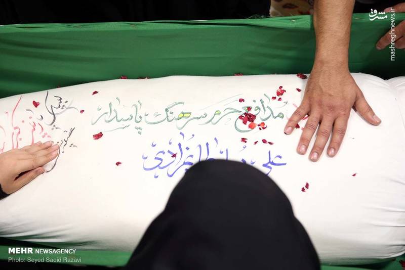 عکس/ مراسم وداع با پیکر شهید “علی سلطانمرادی”