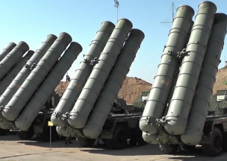 سیاستمدار عراقی: آمریکا ۳ بار مانع از خرید اس-۴۰۰ توسط عراق شد