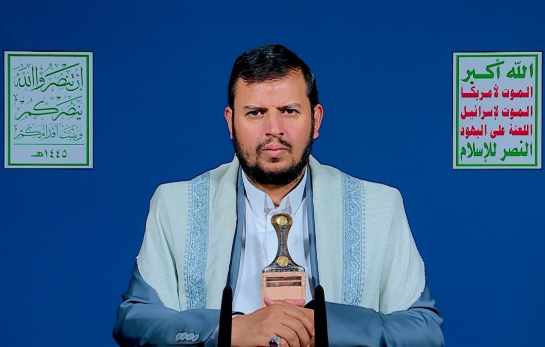 رهبر انصارالله: آمریکا برای توقف عملیات ما دست به دامان چین شد!