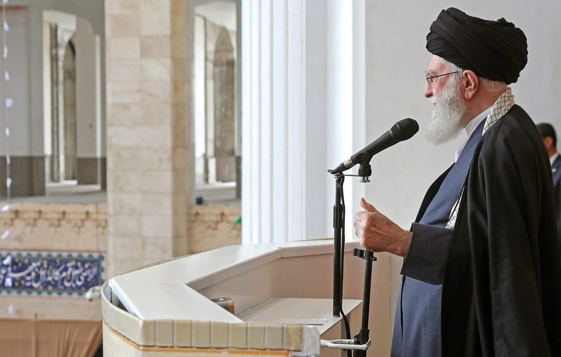 امام خامنه‌ای در خطبه نماز عید سعید فطر: حمله به کنسولگری ما، حمله به خاک ماست