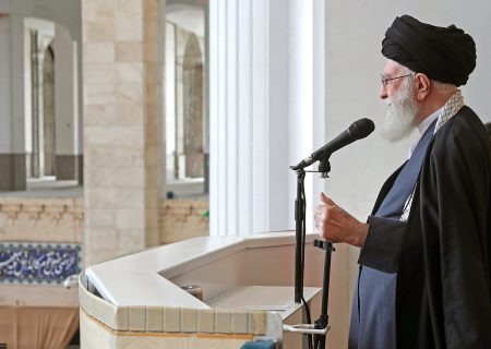 امام خامنه‌ای در خطبه نماز عید سعید فطر: حمله به کنسولگری ما، حمله به خاک ماست