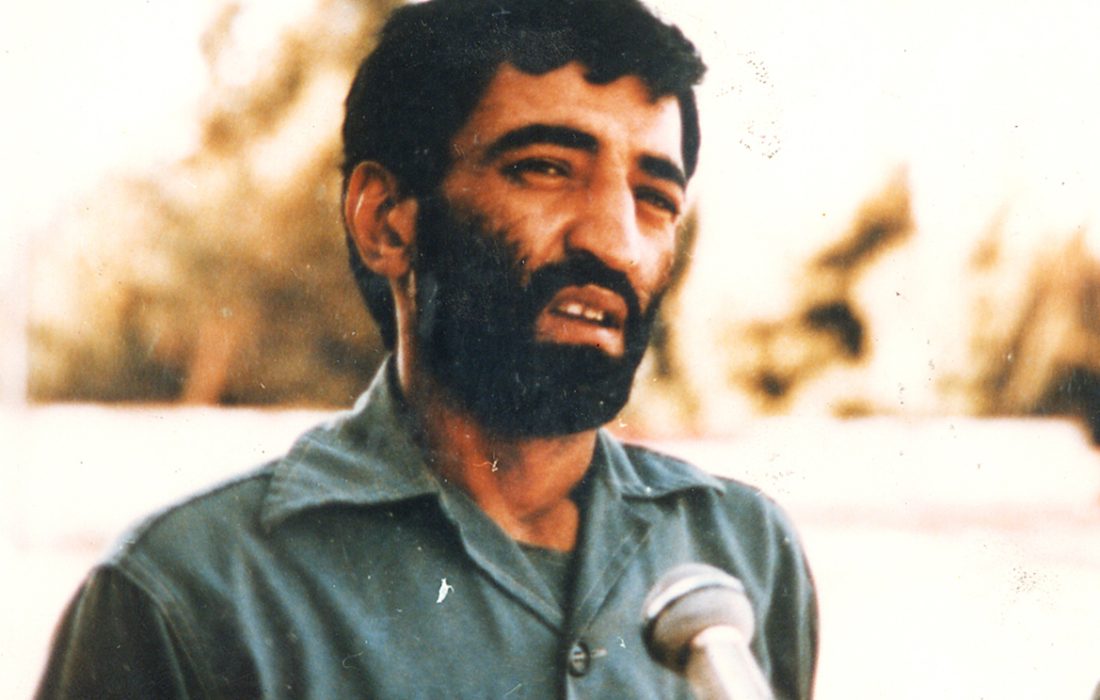صدای حاج احمد هنوز طنین انداز است/با اسراییل وارد جنگ خواهیم شد و عملیاتمان را علیه آن‌ها شروع خواهیم کرد. هرکس با ماست بسم‌الله