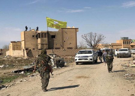 پیوستن هزاران افسر سابق ارتش سوریه به SDF