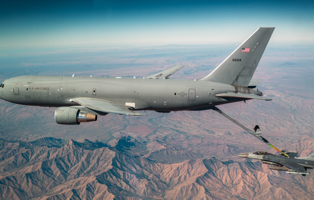 قطر به دنبال خرید سوخترسانهای KC-46
