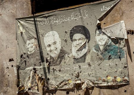 اکونومیست: محور مقاومت دیگر محور نیست؛ گروه‌های تحت حمایت ایران هر کدام راه خودشان را می‌روند!