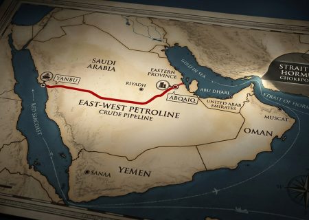 رویترز: توقف خط لوله عربستان می‌تواند ۴ درصد عرضه نفت جهان را تهدید کند